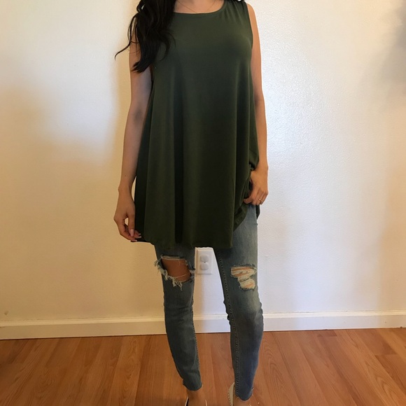 Tops - Olive Sleeveless Tunic